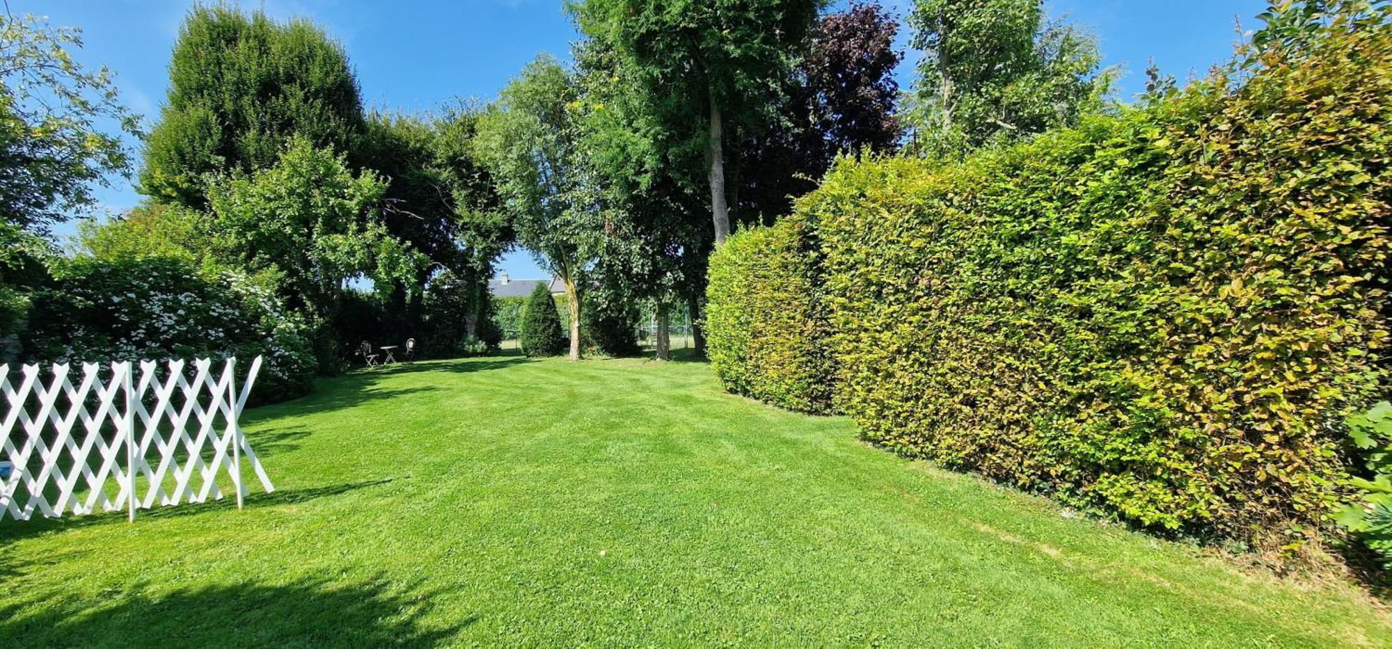 Le Manoir  Gite 4 Personnes Avec Piscine Et Bain Nordique Proche Des Plages Du Debarquement מראה חיצוני תמונה